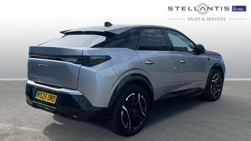 Used Peugeot e-3008 GT 152 kW (207 HP) 2025 Grey SUV