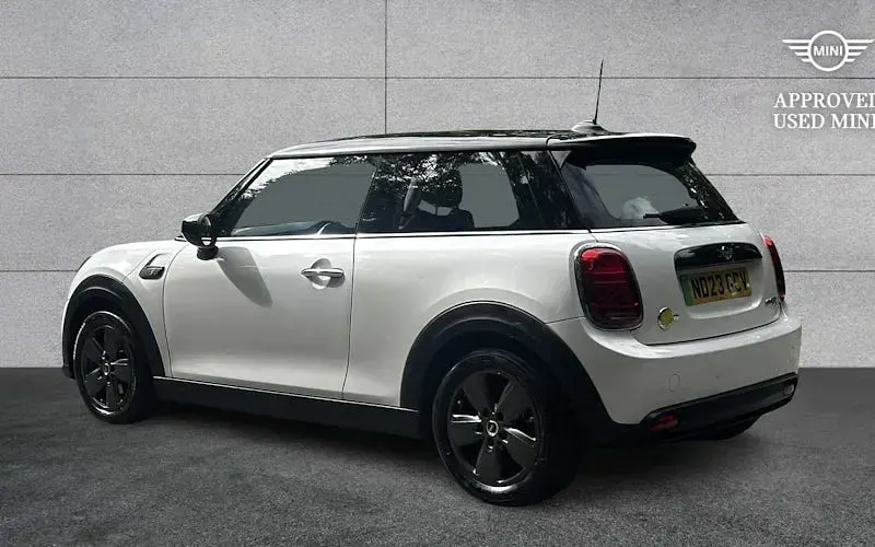 Used Mini Cooper S Level 1 135 kW (184 HP) 2023 Hatchback