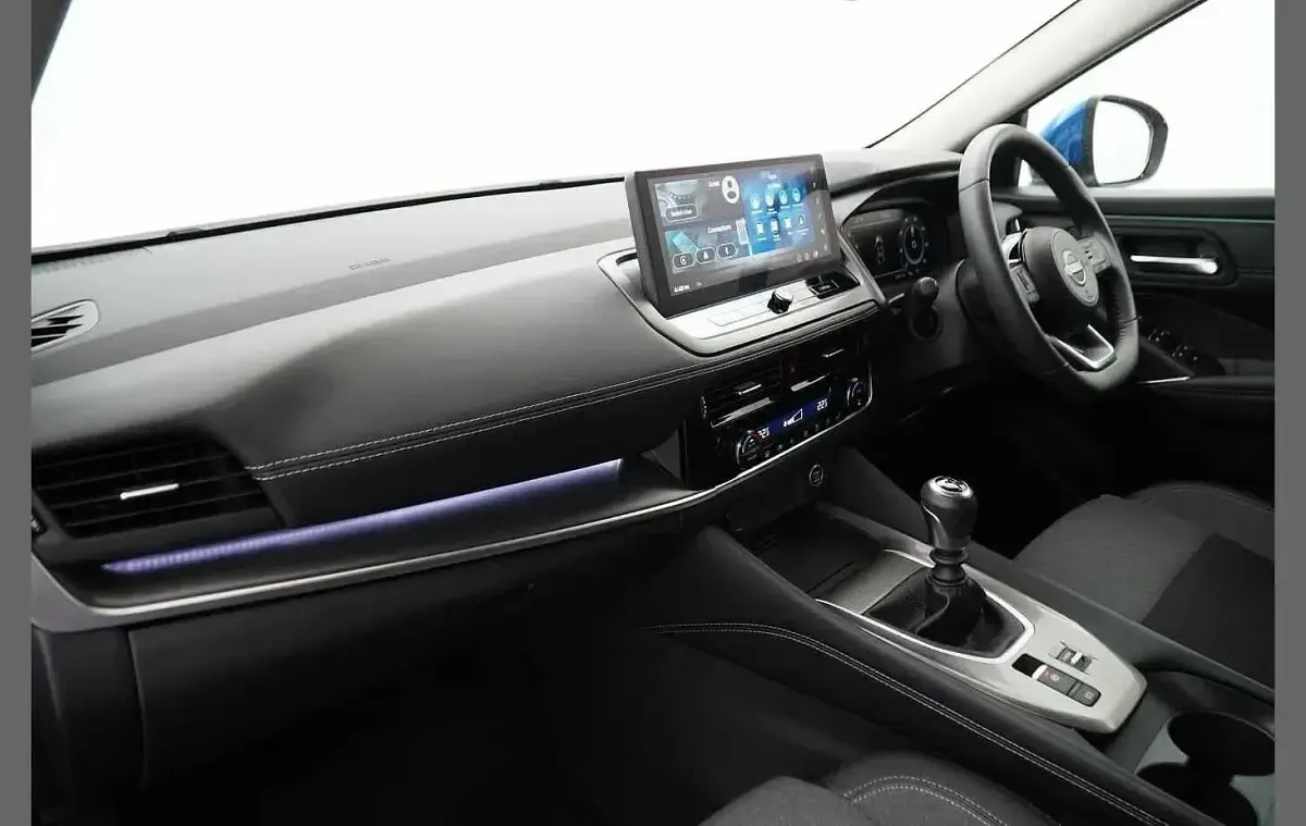 Used Nissan Qashqai N-Connecta 138 HP (101 kW) 2025 Blue SUV