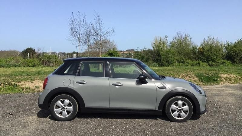 Used Mini Cooper Classic 134 HP (98 kW) 2022 Grey Hatchback