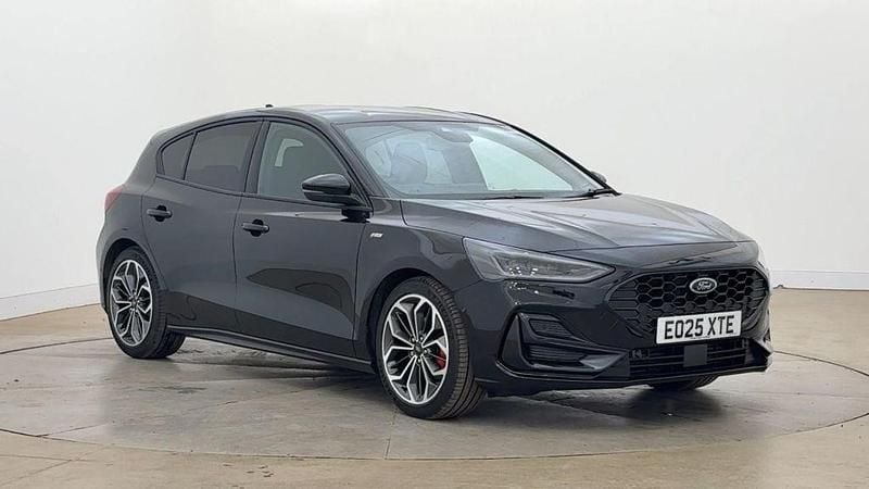 Black Used 2025 Ford Focus ST-Line X Hatchback | £23,950 (Expensive) - Image 1/4
