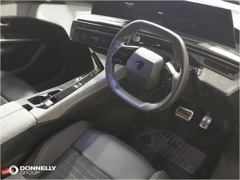 Blue New 2024 Peugeot 3008 Allure SUV | £27,985 (Super price) - Image 1/4