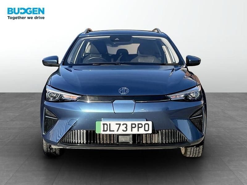 Used MG MG5 EV SE 114 kW (156 HP) 2023 Blue Estate