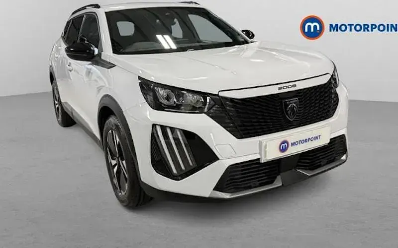 Gebraucht Peugeot 2008 Allure 131 PS (96 kW) 2025 SUV