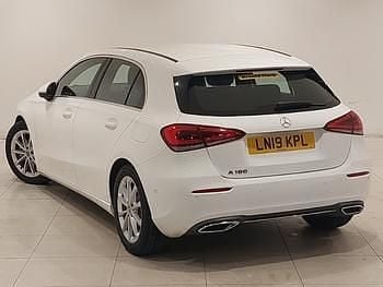 Used Mercedes A180 Executive 136 HP (100 kW) 2019 White Hatchback