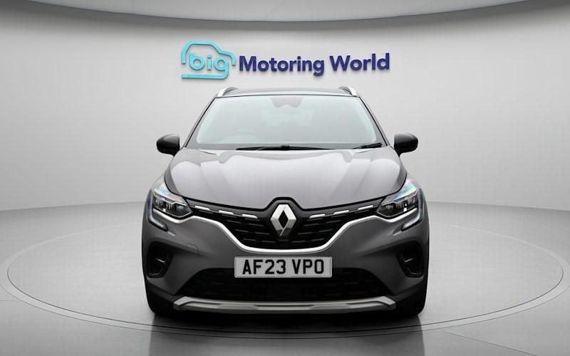 Usado Renault Captur Techno 143 CV (105 kW) 2023 Gris SUV