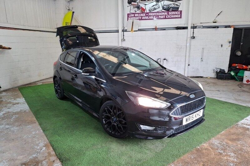 Black Used 2015 Ford Focus Zetec Hatchback | £3,200 (A bit pricey) - Image 1/1