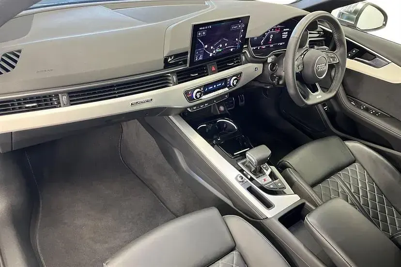 Used Audi A4 Design 341 HP (250 kW) 2023 Daytona grey Estate