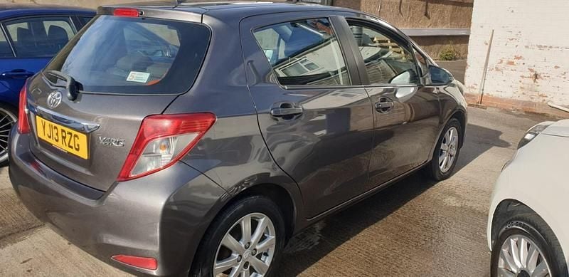 Used Toyota Yaris 2013 Grey Hatchback