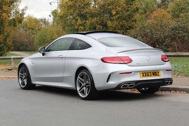 Begagnad Mercedes C63 AMG Premium 2016 Silver Sportkupé