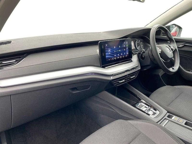 Used Skoda Octavia SE 110 HP (80 kW) 2023 Black Estate