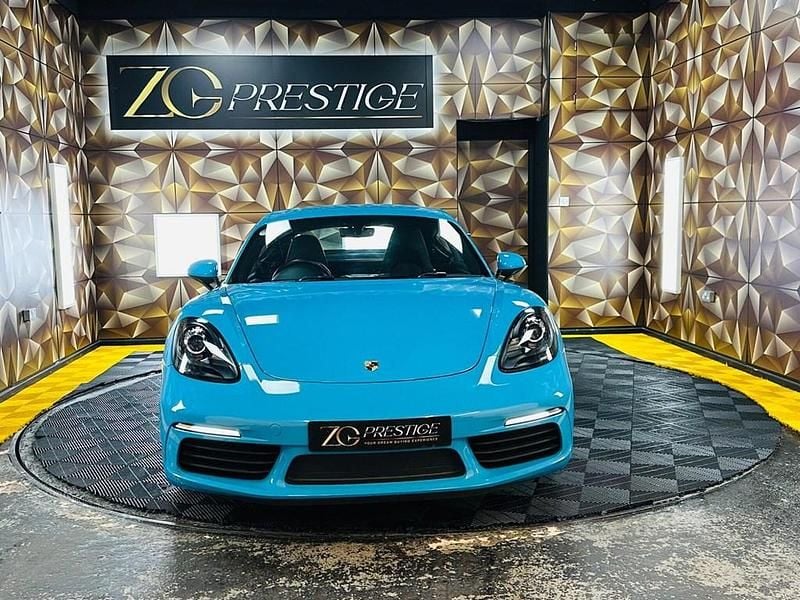 Used Porsche 718 Cayman 350 HP (257 kW) 2018 Blue Coupe
