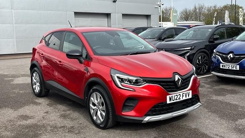 Second-hand Renault Captur Iconic 140 CP (102 kW) 2022 Roșu SUV