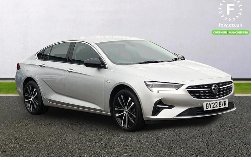 Usado Vauxhall Insignia Edition 122 HP (89 kW) 2021 Citadino