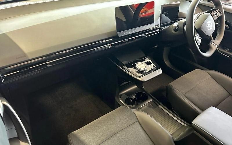 New MG MG4 EV Trophy 150 kW (204 HP) 2025 Orange Hatchback