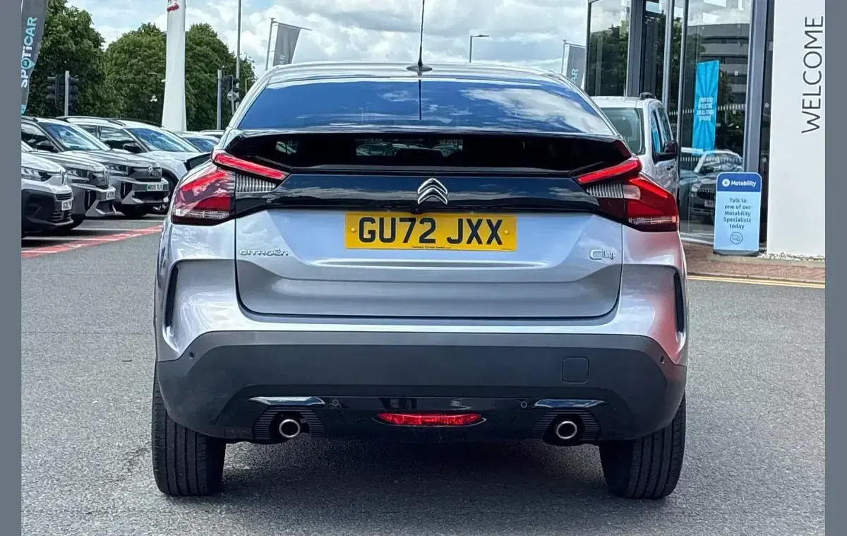 Used Citroën C4 PureTech 128 HP (94 kW) 2022 Grey Hatchback