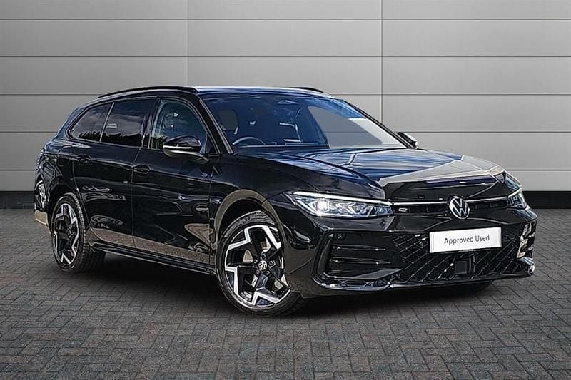 Black Used 2025 VW Passat R-line Estate | £38,150 - Image 1/4