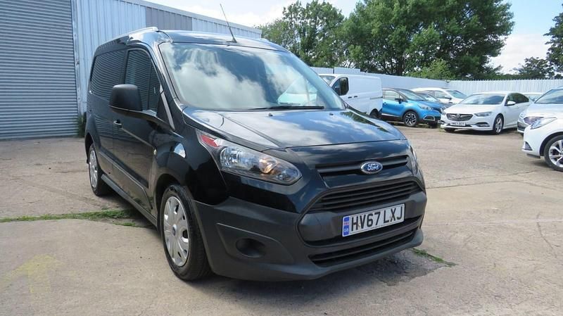 Black Used 2017 Ford Transit Connect MPV | £4,595 (Good price) - Image 1/4