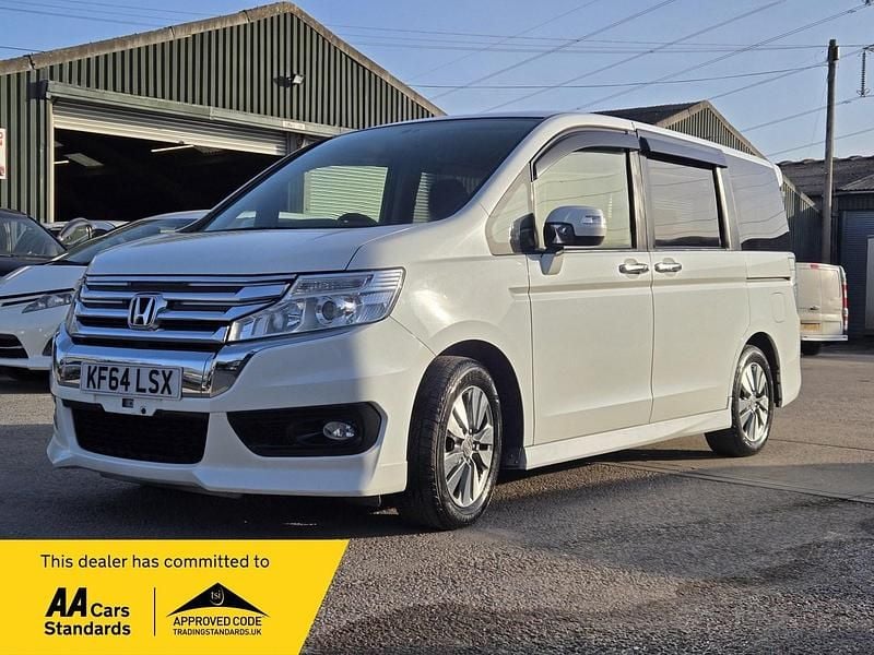 Used Honda Stepwgn 2014 White MPV