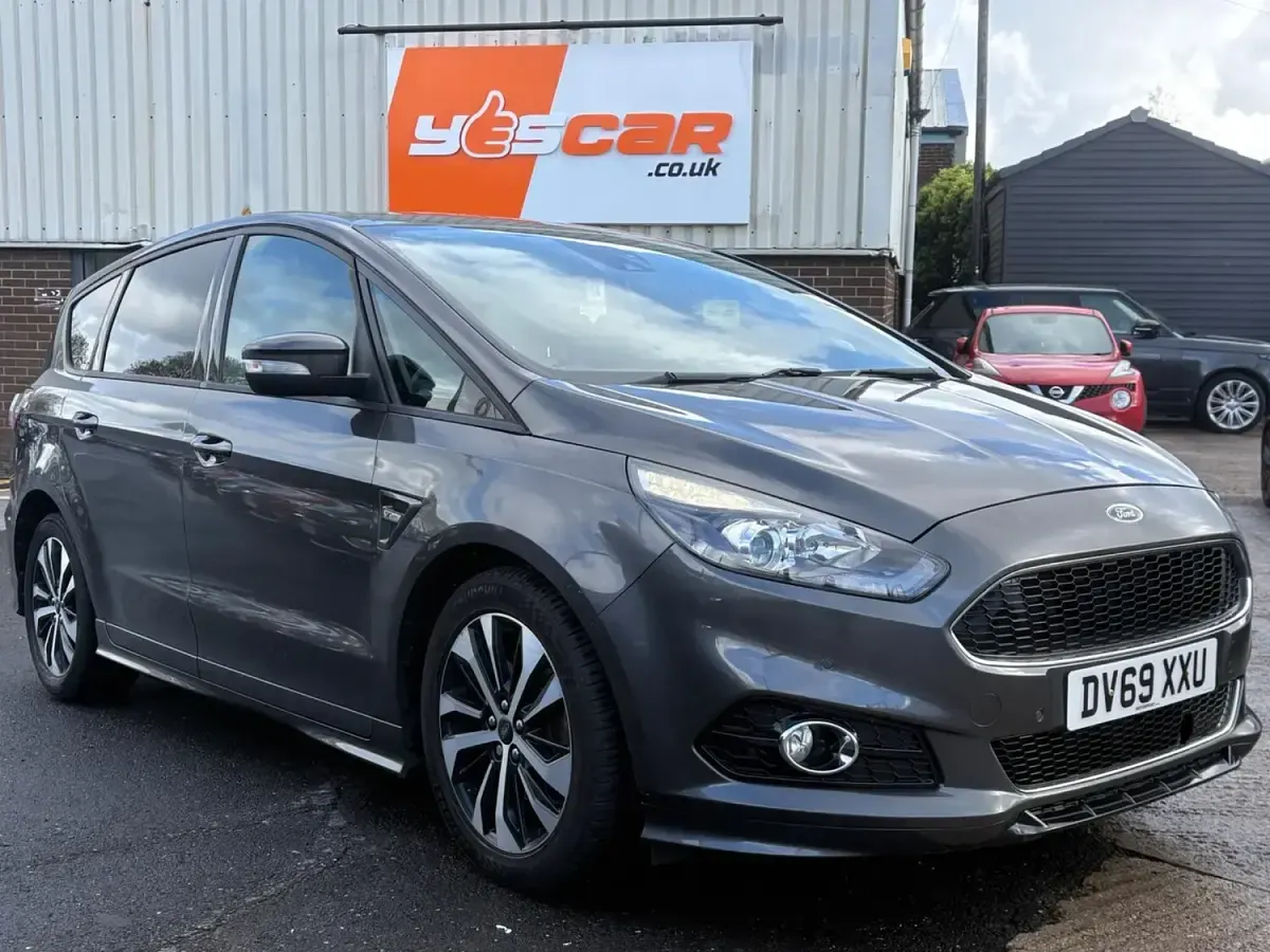 Used Ford S-MAX ST-Line 190 HP (139 kW) 2019 Grey MPV