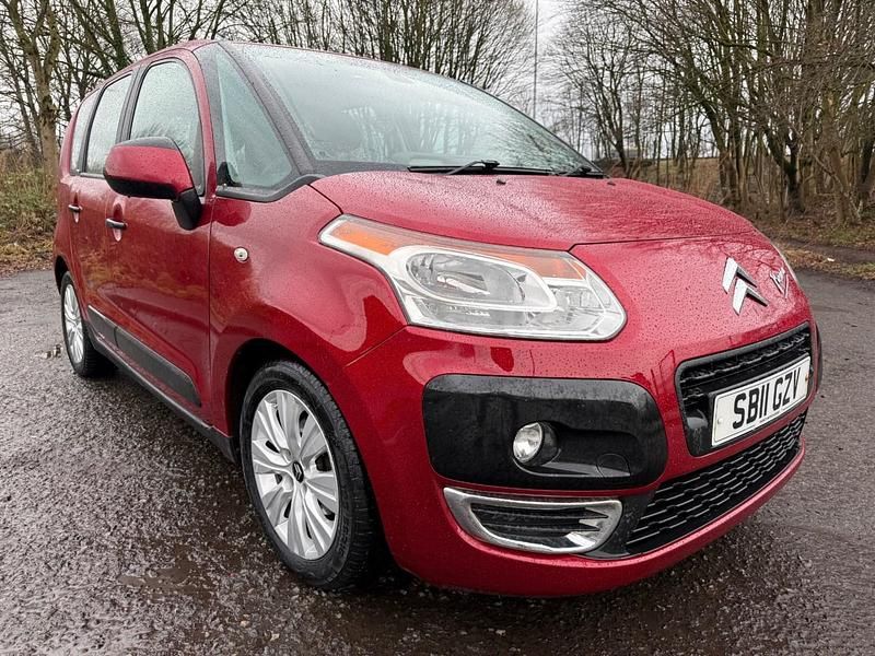 Used Citroën C3 Picasso 115 HP (84 kW) 2011 Red MPV
