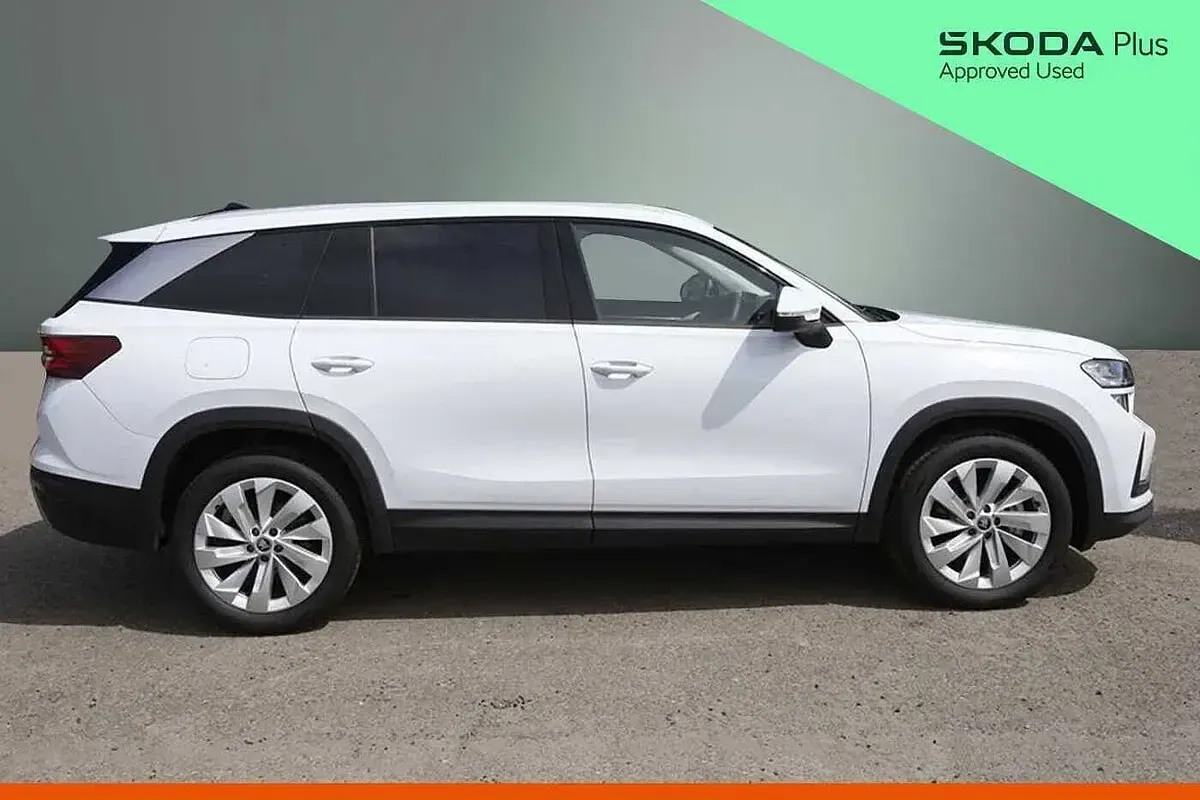 Used Skoda Kodiaq SE L 110 HP (80 kW) 2025 Moon white metallic SUV