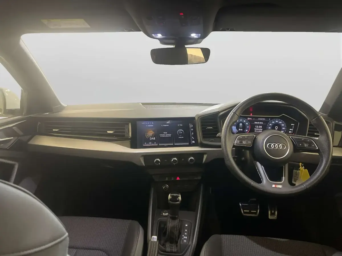 Used Audi A1 S-Line 95 HP (69 kW) 2024 White SUV