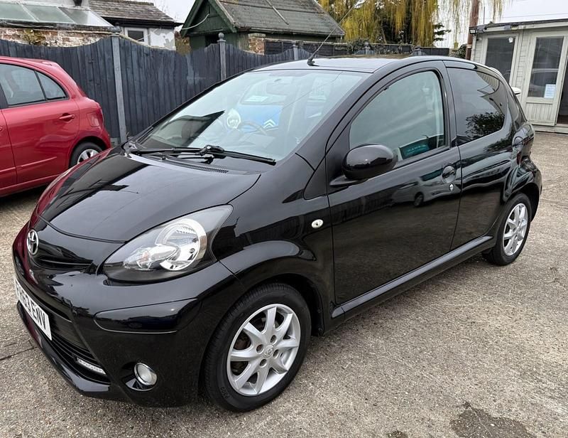 Used Toyota Aygo 2014 Black Hatchback