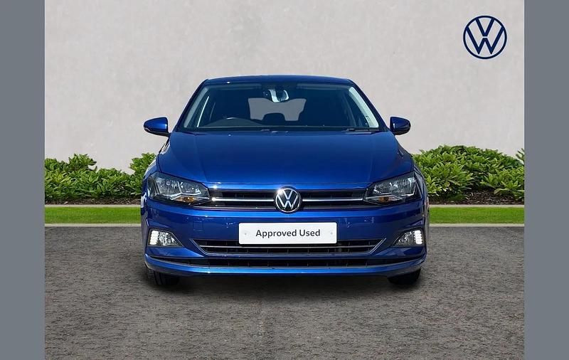 Usado VW Polo Active 95 HP (69 kW) 2021 Azul Citadino