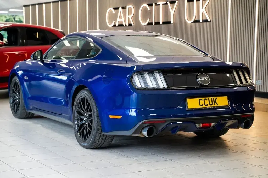 Used Ford Mustang GT Fastback 416 HP (305 kW) 2016 Blue Coupe