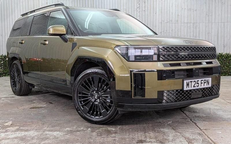 Used Hyundai Santa Fe 253 HP (186 kW) 2025 SUV