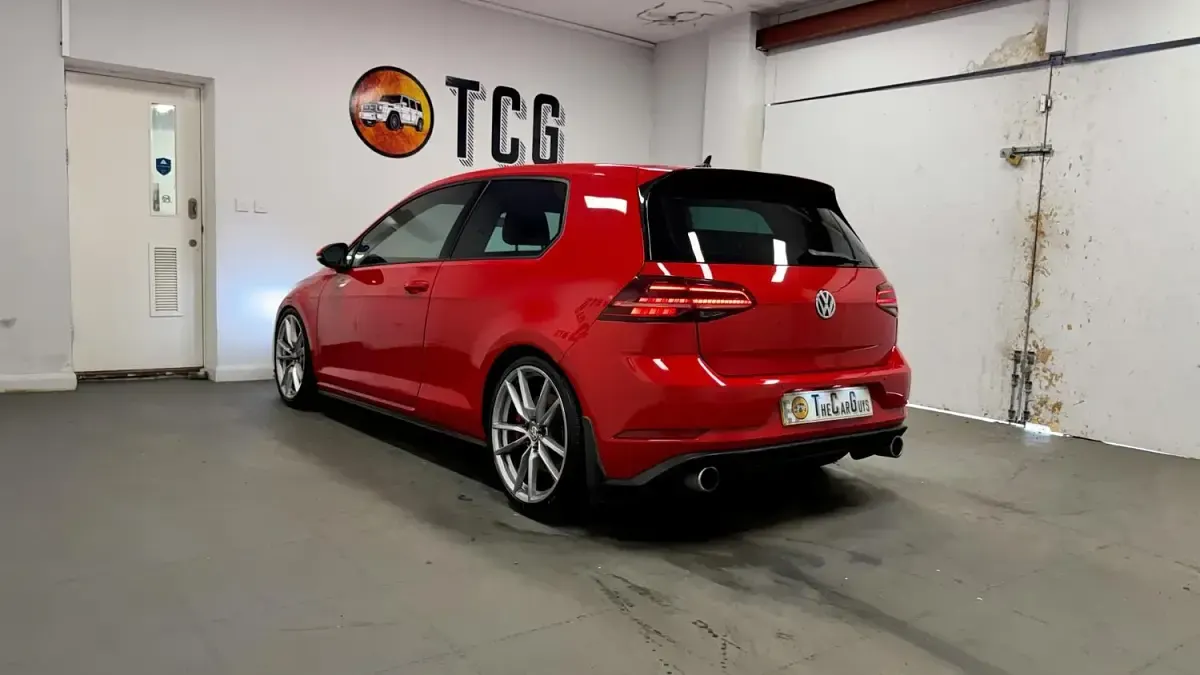 Used VW Golf VII GTI 245 HP (180 kW) 2019 Red Hatchback