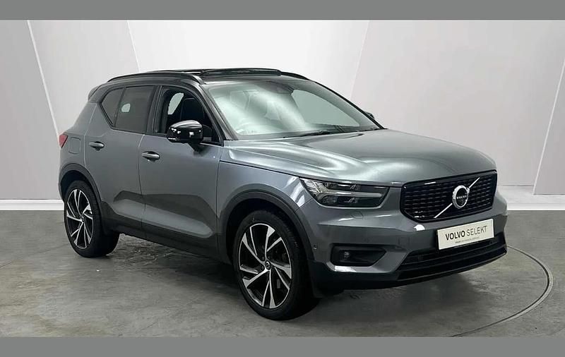 Used Volvo XC40 R-Design 244 HP (179 kW) 2018 Grey SUV