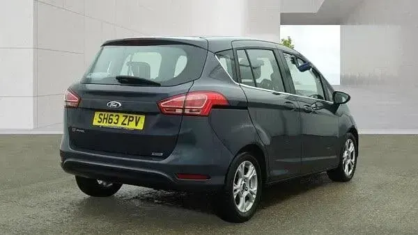 Used Ford B-MAX Zetec 90 HP (66 kW) 2013 Grey MPV