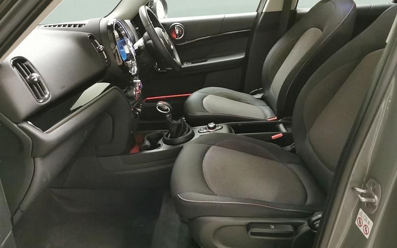 Used Mini Cooper S Classic 220 HP (161 kW) 2022 Hatchback