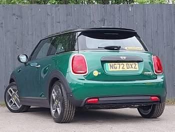 Używany Mini Cooper S Level 2 135 kW (184 KM) 2023 Zielony Hatchback