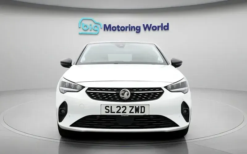 Used Vauxhall Corsa Edition 75 HP (55 kW) 2022 White Hatchback