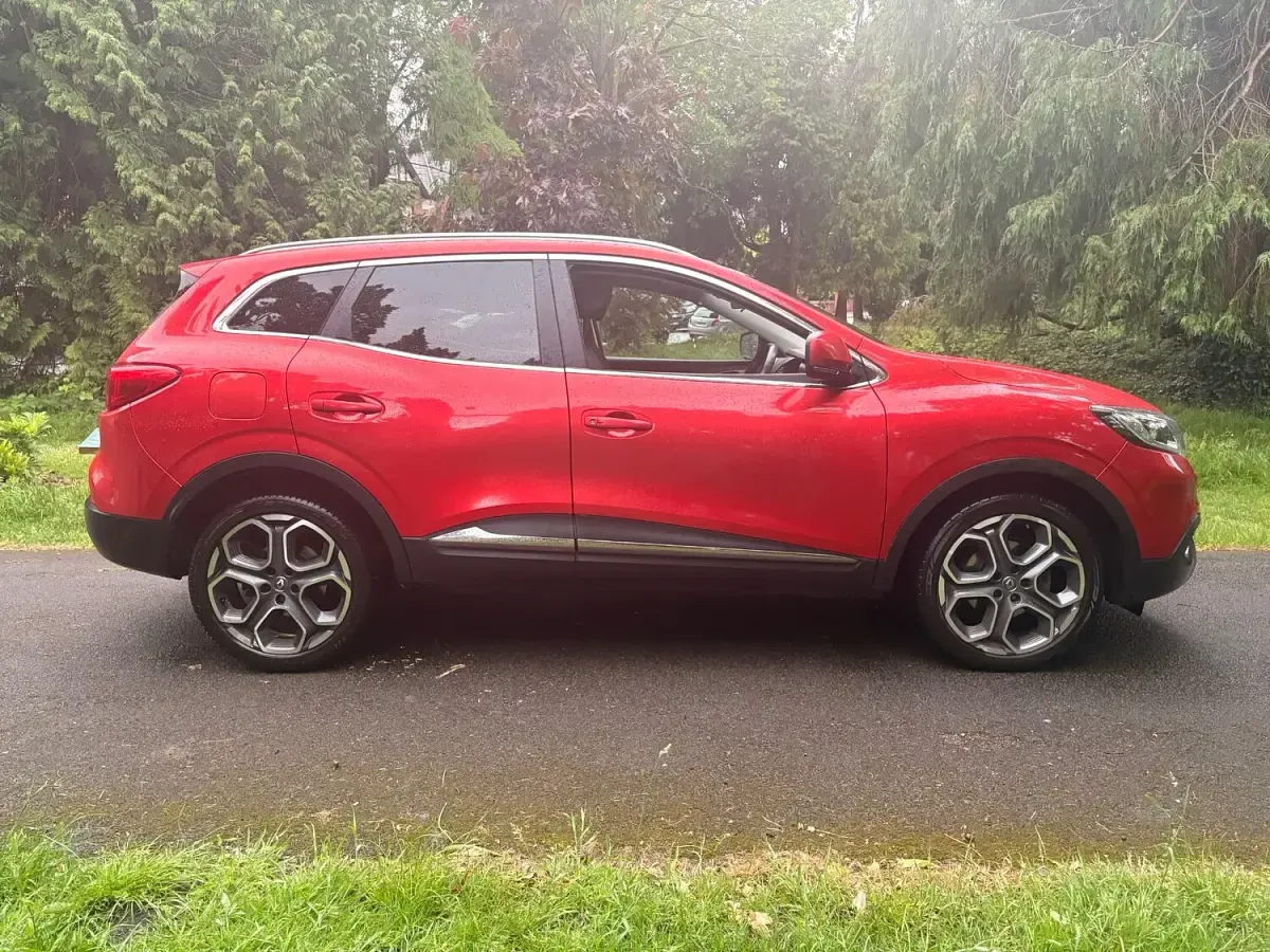 Used Renault Kadjar Dynamique 130 HP (95 kW) 2016 Red SUV