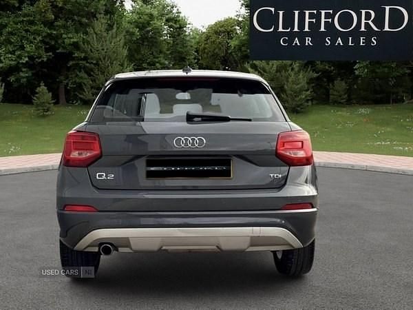 Used Audi Q2 Sport 116 HP (85 kW) 2017 Grey SUV
