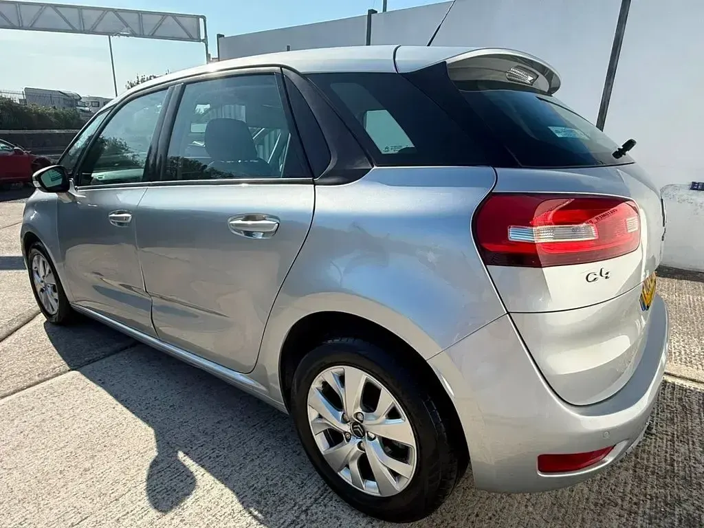 Used Citroën C4 Picasso VTR Sport 90 HP (66 kW) 2015 Silver MPV