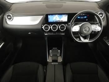 Used Mercedes B180 Executive 136 HP (100 kW) 2022 White MPV