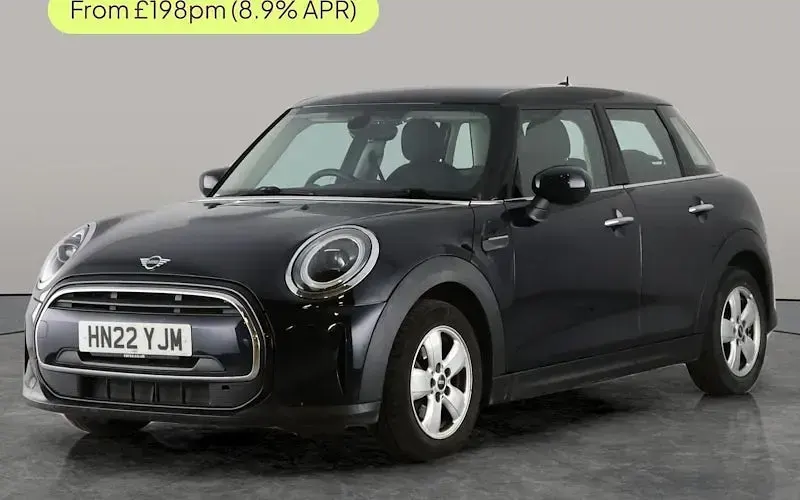 Usado Mini Cooper Classic 136 HP (100 kW) 2022 Citadino