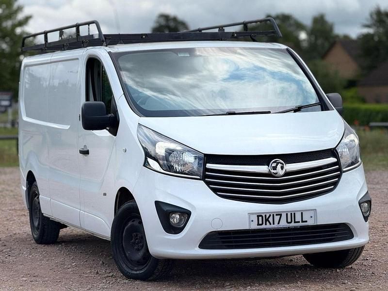 White Used 2017 Vauxhall Vivaro Sportive Van | £5,995 (Fair price) - Image 1/4