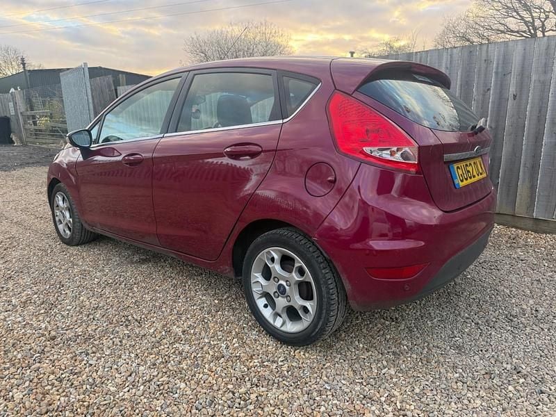 Used Ford Fiesta Zetec 2012 Red Hatchback