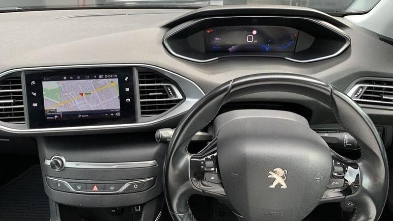 Black Used 2020 Peugeot 308 Allure Hatchback | £9,873 (Fair price) - Image 1/4