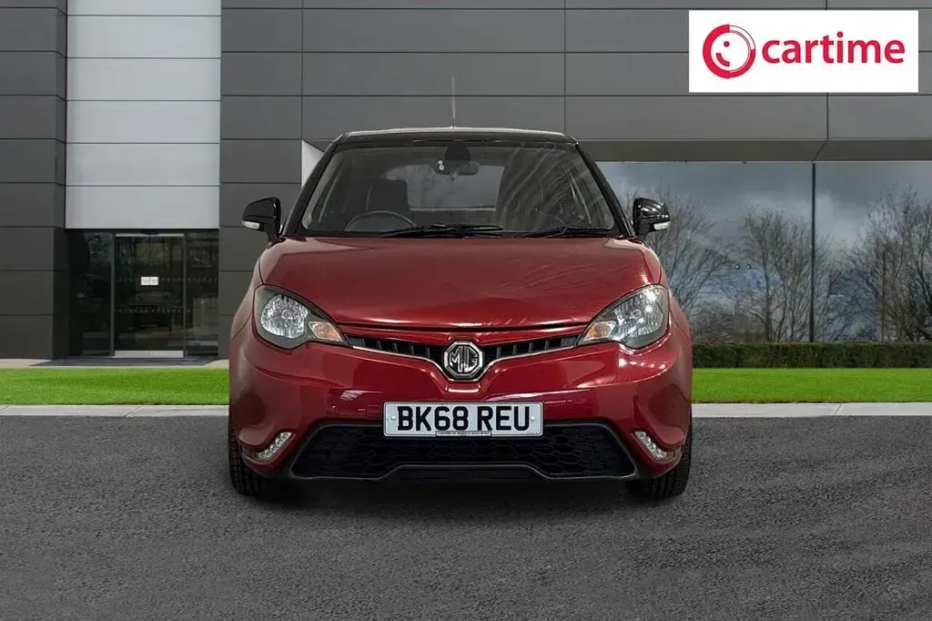 Used MG MG3 106 HP (77 kW) 2018 Red Hatchback