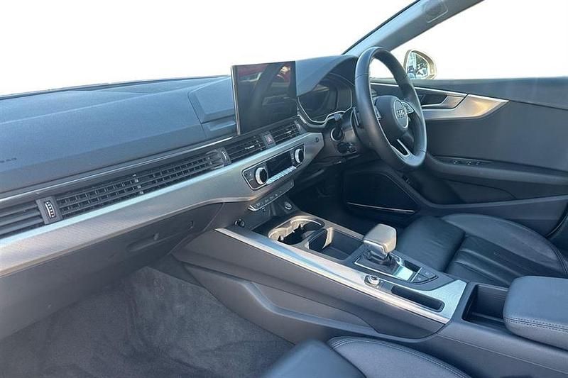 Used Audi A5 Sport 150 HP (110 kW) 2024 Glacier white Hatchback