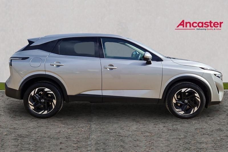 Used Nissan Qashqai N-Connecta 155 HP (114 kW) 2024 Silver SUV
