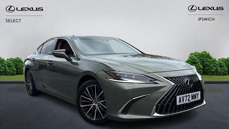 Green Used 2022 Lexus ES300H Sedan | £32,250 (Fair price) - Image 1/2