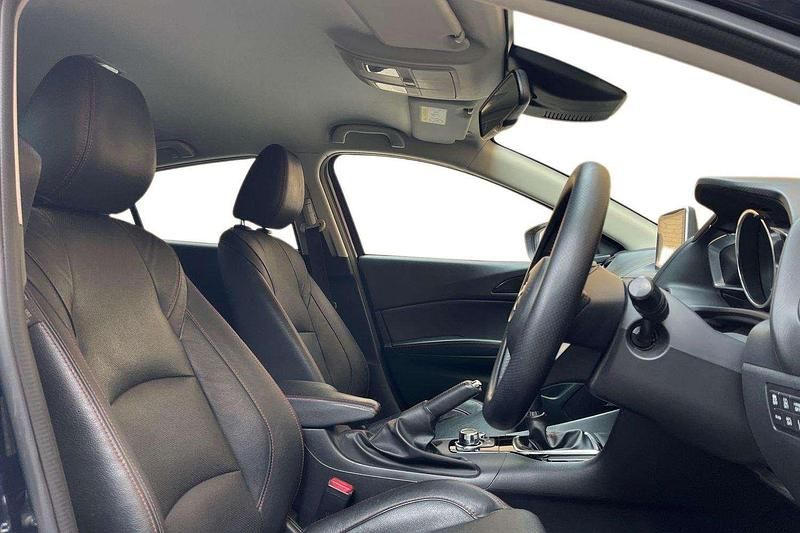 Used Mazda 3 Inclusive 165 HP (121 kW) 2014 Blue Hatchback